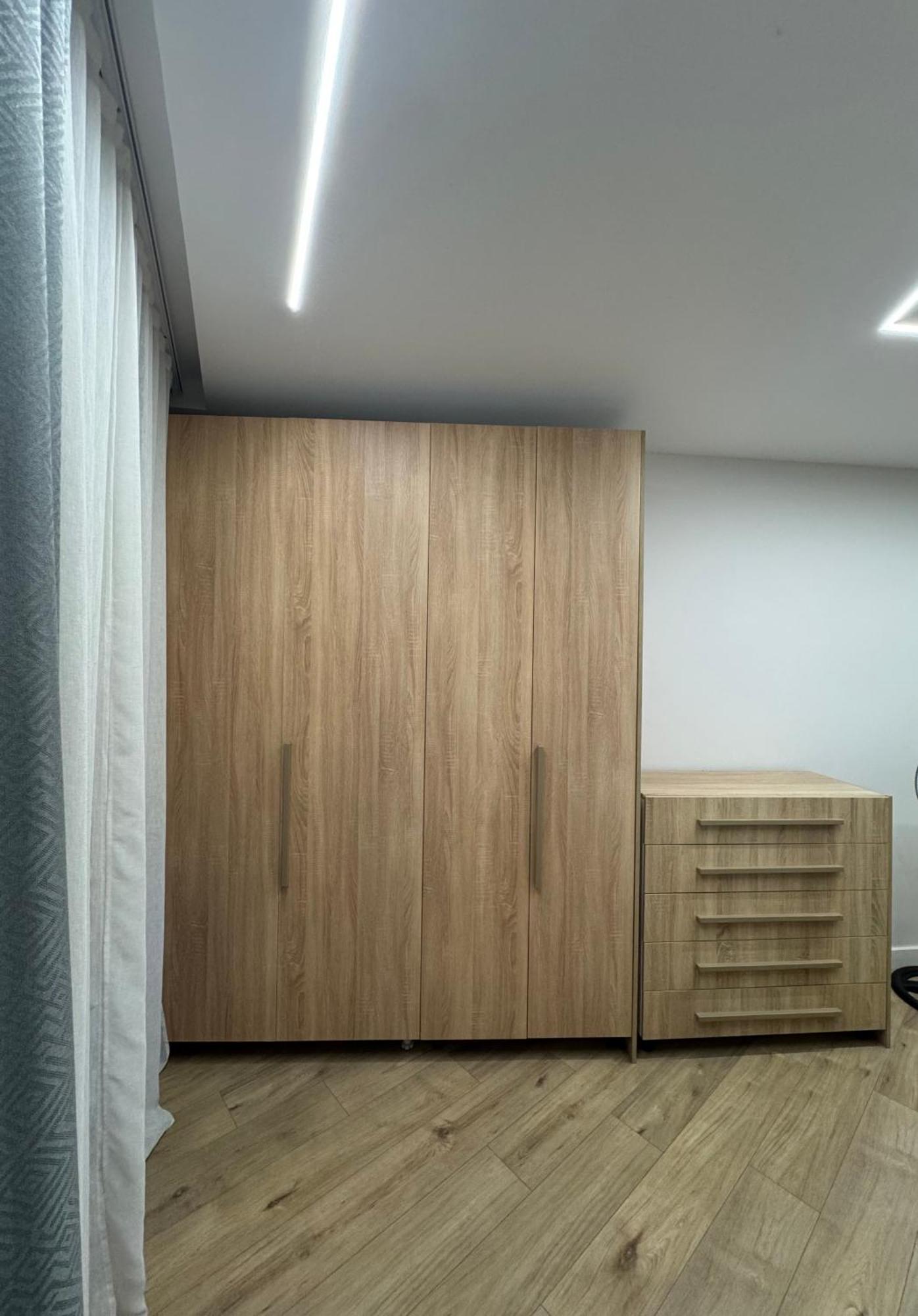 Port View Apartment 2 ドゥラス エクステリア 写真